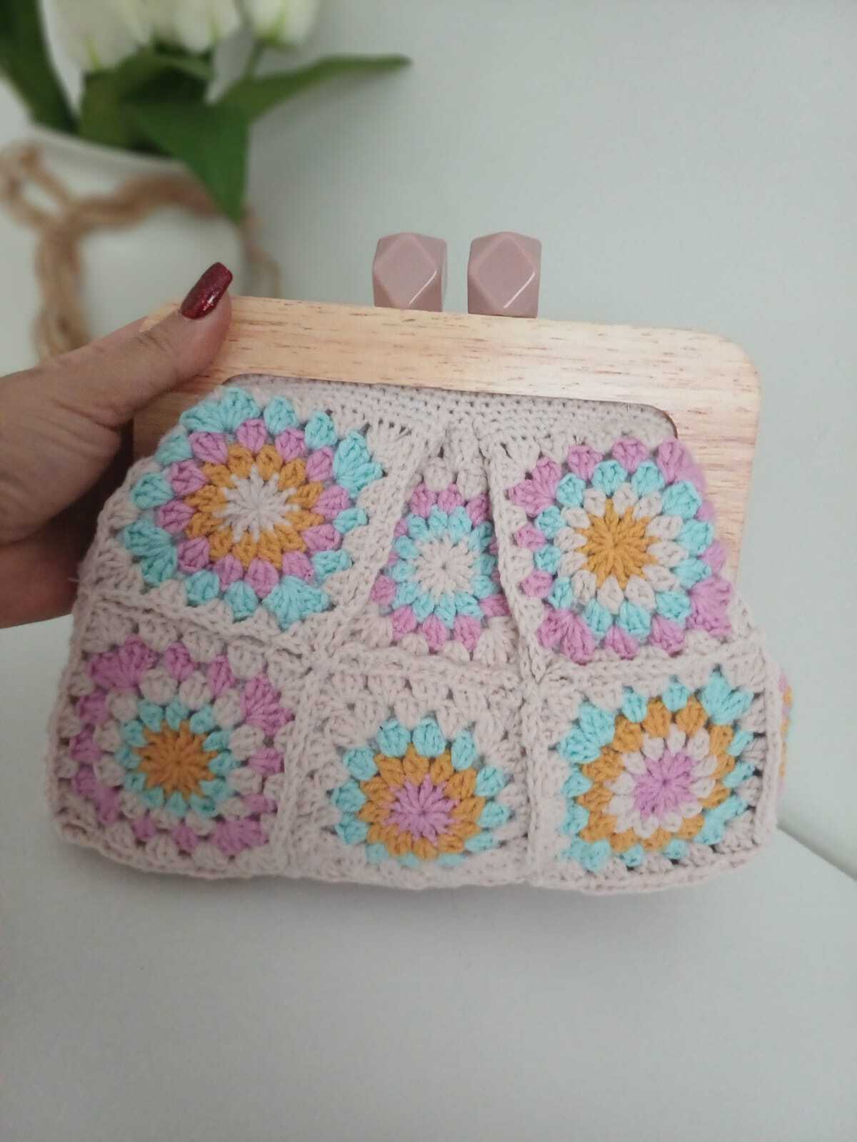 El Örgüsü Ahşap Burslu Pudra Çanta